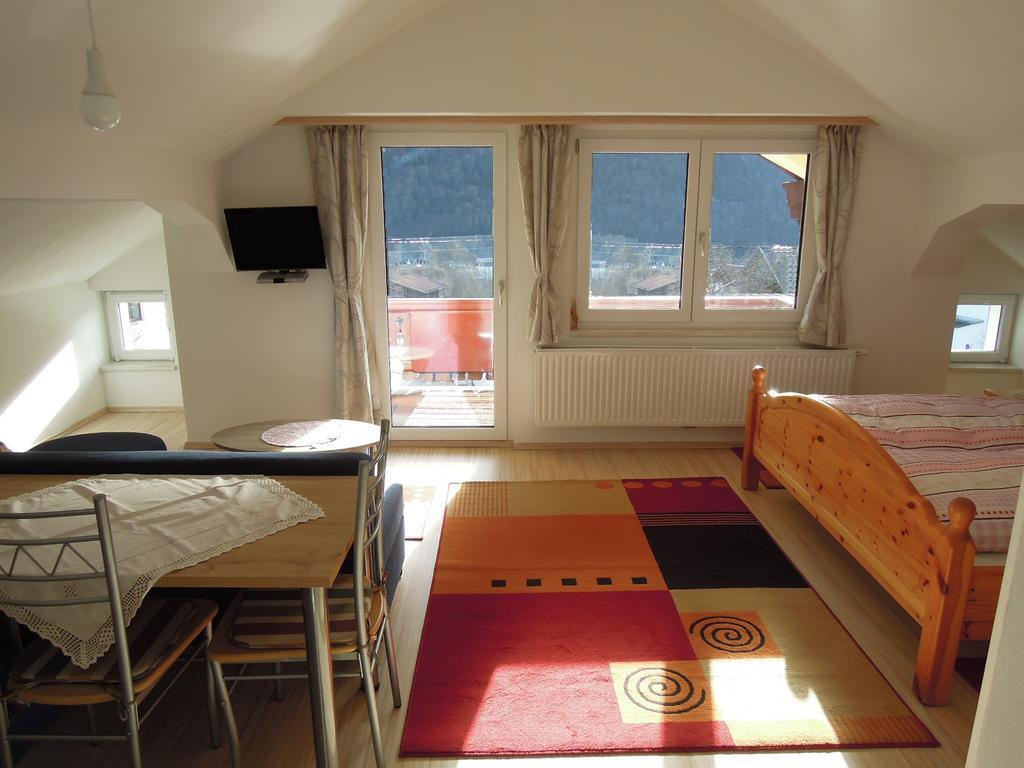 Ferienwohnung Salvesenheim Tarrenz Zimmer foto